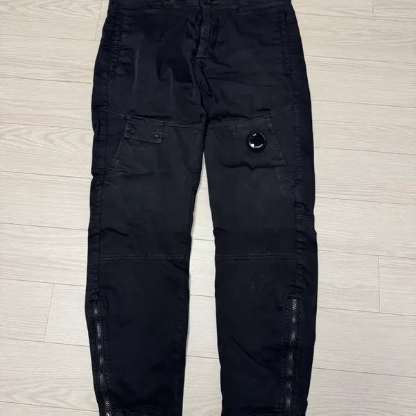 [BUNJANG] CP Company Black Jogger Pants - Size 82 / CP컴퍼니 블랙팬츠 82사이즈