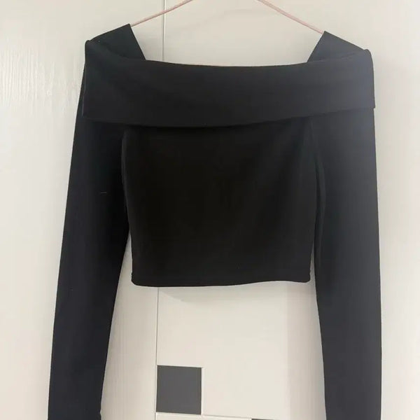 [BUNJANG] Black Off-Shoulder Cropped Long-Sleeve Top / (새상품) 블랙 오프숄더 크롭 긴팔티