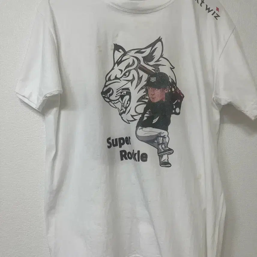 [BUNJANG] KT Wiz Kang Baek-ho Baseball Short Sleeve T-Shirt / KT wiz 한화이글스 강백호 야구단 반팔 티셔츠