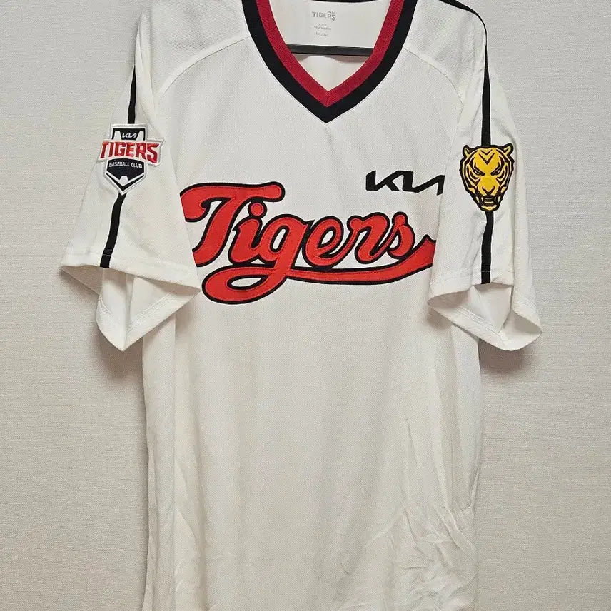 [BUNJANG] Kia Tigers Replica Icon Baseball Uniform Jersey (Size 110) / 110 기아타이거즈 레플리카 아이콘 유니폼 야구복
