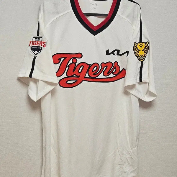 [BUNJANG] Kia Tigers Replica Icon Baseball Uniform Jersey (Size 110) / 110 기아타이거즈 레플리카 아이콘 유니폼 야구복