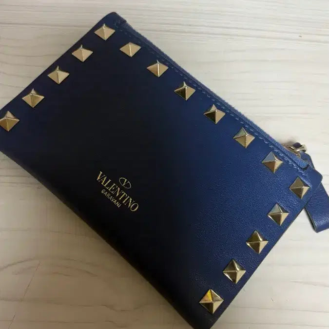 [BUNJANG] Valentino Rockstud Navy Long Wallet / 빈티지발렌티노 락스터드 네이비 여성 장지갑