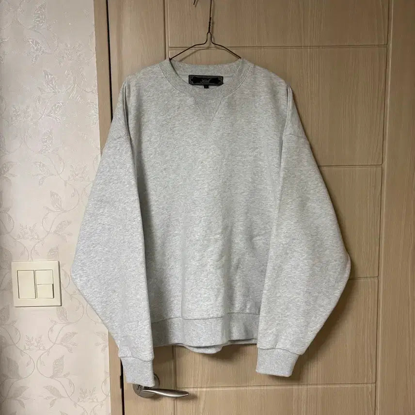 [BUNJANG] Kith Crewneck Sweatshirt Light Grey L / kith 맨투맨