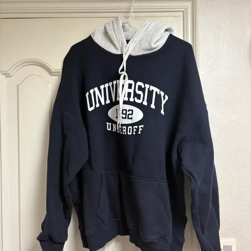 [BUNJANG] Underoff Essential Graphic Fleece Hoodie / 언더오프 에센셜 그래픽 기모 후드티