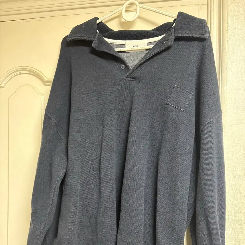 [BUNJANG] Navy Long Sleeve Polo Shirt with Square Patch / 롱슬리브 폴로 셔츠 네이비