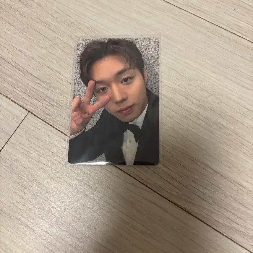 [BUNJANG] Park Ji Hoon Fanconcert First Day Entry Photocard / 박지훈 팬콘 첫콘 입장포카 양도