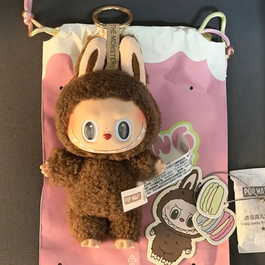 [BUNJANG] Labubu Macaron Series Doll Charm Secret (Night Cocoa) S+ New / [정품]라부부 마카롱 시리즈 인형 키링 시크릿(밤 코코아)S+ 새상품