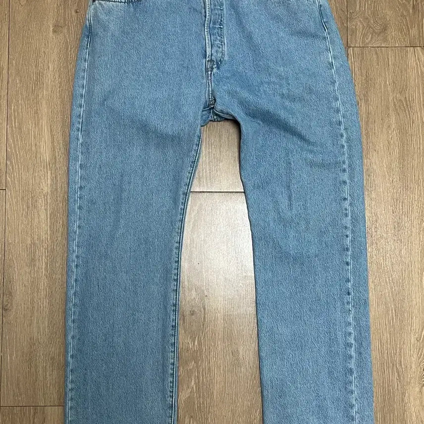 [BUNJANG] Levi's 501 Original Fit Button Fly Jeans Light Indigo 36/32 / 리바이스 501 오리지널 진 00501-0134 36/32