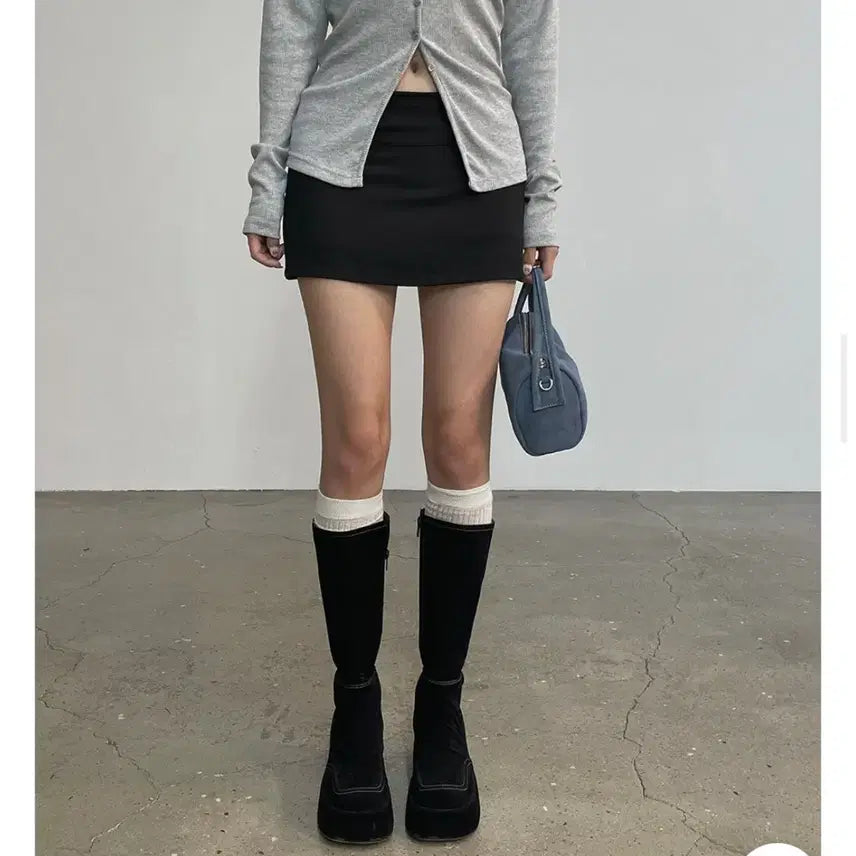 [BUNJANG] Low-Rise Mini Skirt - Black / 로우라이즈 미니스커트 블랙