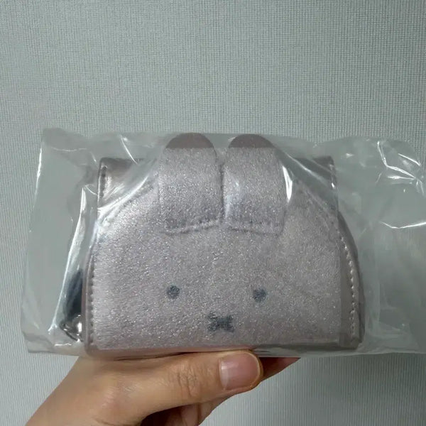 [BUNJANG] OPAQUE Miffy 70th Anniversary Collaboration Wallet / OPAQUE 미피 70주년 콜라보레이션 시리즈 지갑
