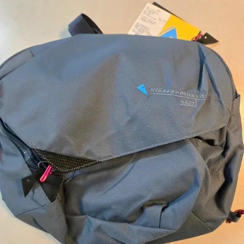 [BUNJANG] Klättermusen Gere Messenger Bag, Dark Grey / 클라터뮤젠 가우트 메신저백 디슬블루