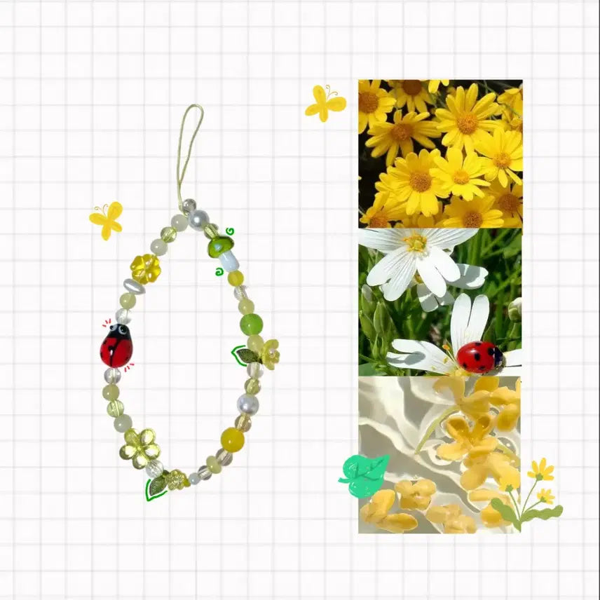 [BUNJANG] Handmade Ladybug and Flower Charm Keychain / 노란 꽃밭에 놀러 온 무당벌레 키링