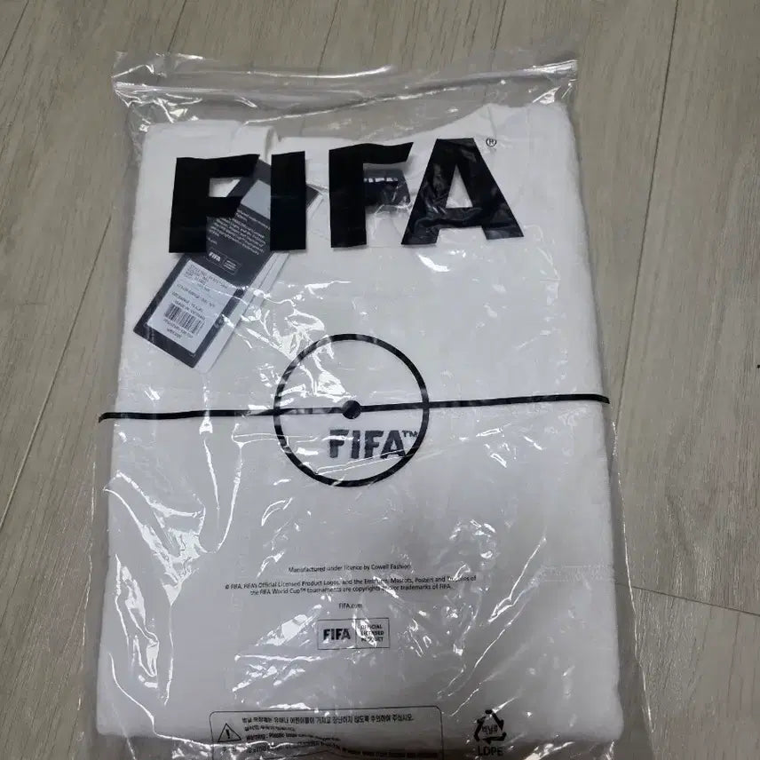 [BUNJANG] FIFA Licensed Sleeveless T-Shirt White L / FIFA 공식 라이선스 나시티 L (100)화이트