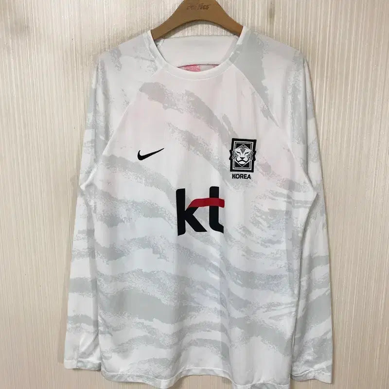 [BUNJANG] Nike 22-24 Korea National Football Team Dry-Fit Pre-Match Top XXL (110) / 나이키 22-24 대한민국축구국대 드라이핏 프리매치탑 XXL(110)