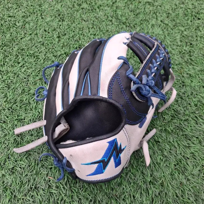 [BUNJANG] Altis Baseball Infielder's Glove Kim Ji-chan Model / 알티스 내야 글러브 김지찬 모델