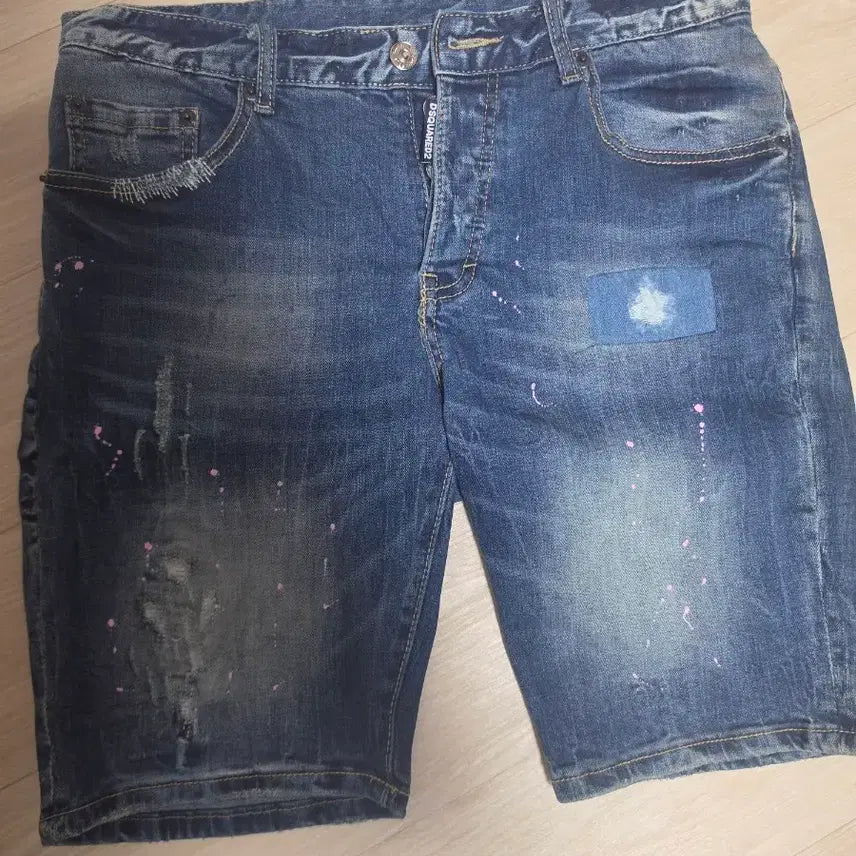 [BUNJANG] DSQUARED2 Painting Embroidery Shorts / 디스퀘어드2 반바지