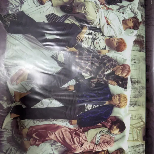 [BUNJANG] BTS Wings Group Poster / 방탄 bts 윙즈 wings 포스터