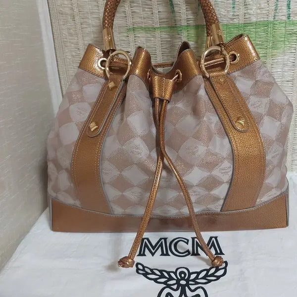 [BUNJANG] MCM Shoulder Bag Gold Beige Twisted Handle / A급정품)MCM 숄더백 꼬임 손잡이 골드 베이지