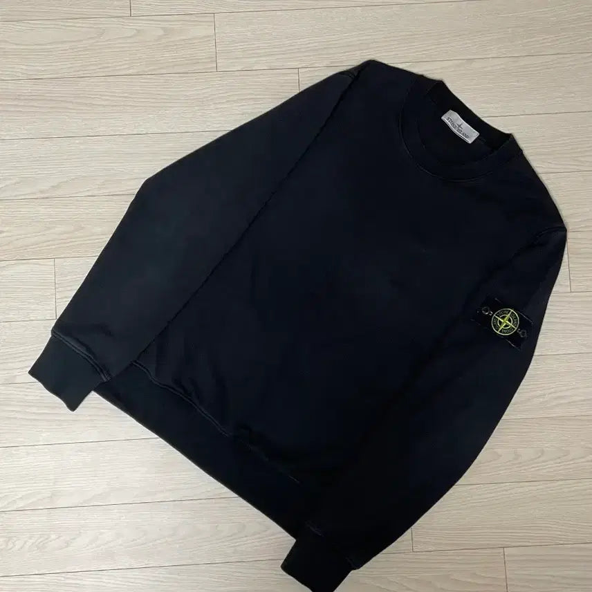 [BUNJANG] Stone Island 24FW Sweatshirt Black M / [ M / 새상품급 ] 24년식 정품 스톤아일랜드 맨투맨 블랙