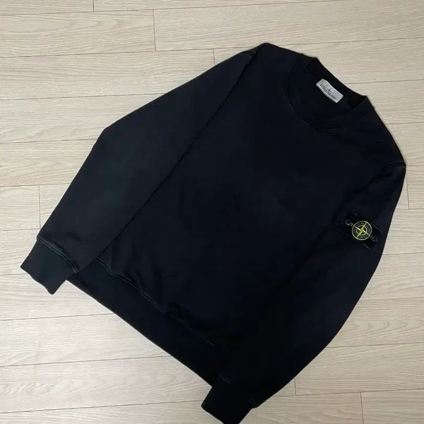 [BUNJANG] Stone Island 24FW Sweatshirt Black M / [ M / 새상품급 ] 24년식 정품 스톤아일랜드 맨투맨 블랙