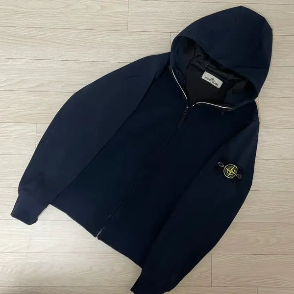 [BUNJANG] Stone Island Light Softshell Jacket Black S / [ S ] 정품 스톤아일랜드 라이트 소프트쉘 블랙, 최저가