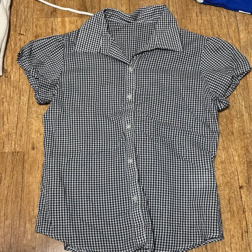 [BUNJANG] Check Pattern Short Sleeve Blouse / 새옷 체크 패턴 반팔 블라우스 44-55사이즈 얇은티셔츠 여름옷