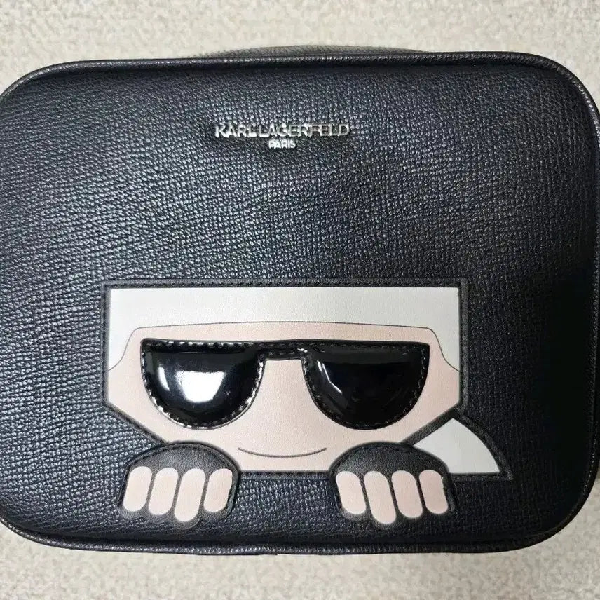 [BUNJANG] Karl Lagerfeld Paris Maybelle Crossbody Camera Bag / 칼 라거펠드 파리 메이블린 크로스바디 카메라가방