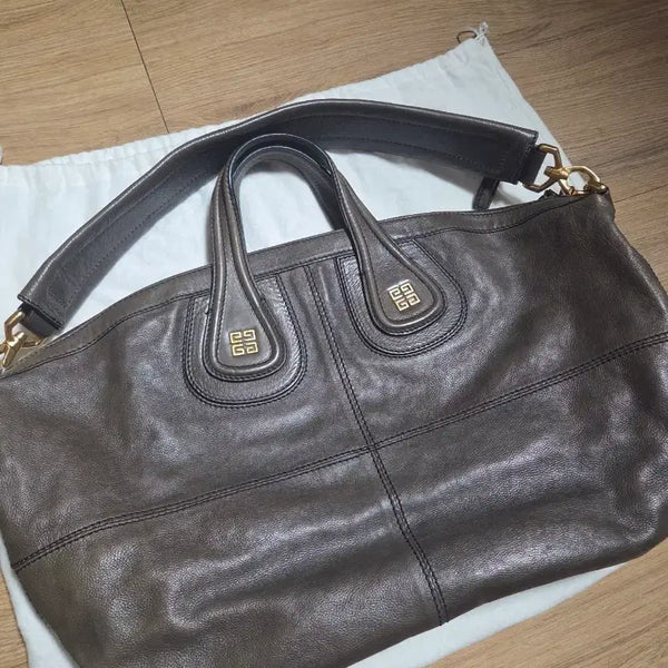 [BUNJANG] Givenchy Nightingale Medium Tote Bag / 지방시 나이팅게일 미듐 토트백