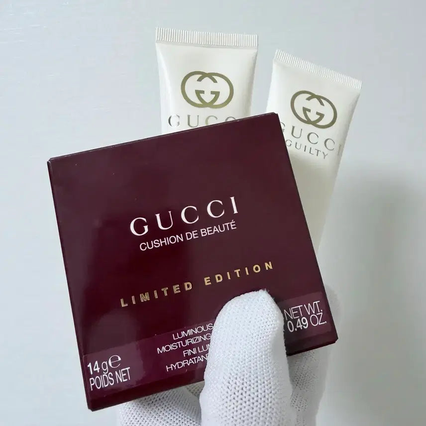 [BUNJANG] Gucci Cushion de Beauté Limited Edition & Body Lotion Bundle Set / 구찌 쿠션 드 보떼 리미티드 에디션 + 바디로션 일괄