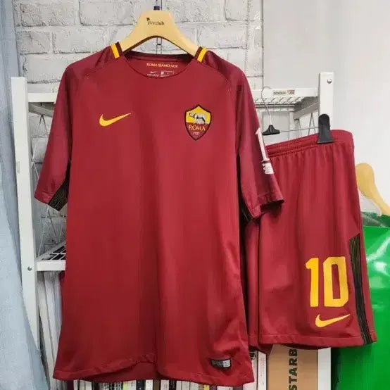 [BUNJANG] AS Roma Francesco Totti Retirement Jersey (Size M) / AS 로마 토티 유니폼 팝니다