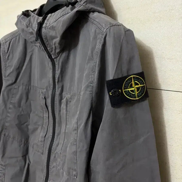 [BUNJANG] Stone Island Tela Smerigliata Hooded Jacket / [M] 스톤아일랜드 TELA SMERIGLIATA 후드 자켓