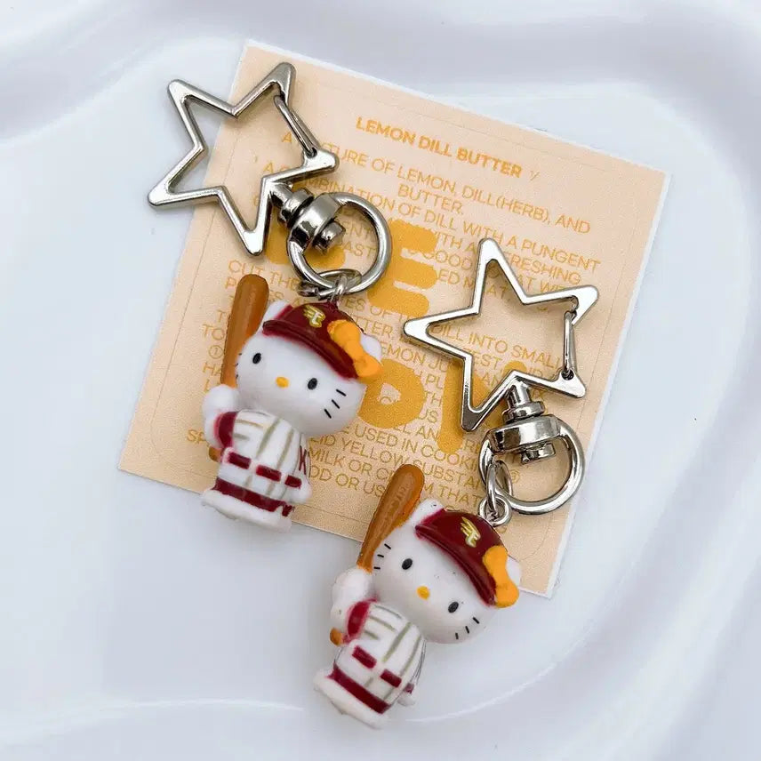[BUNJANG] Baseball Uniform Hello Kitty Keyring with Star Charm / (7/8하루 할인)야구키티 키링(별모양 고리 포함)