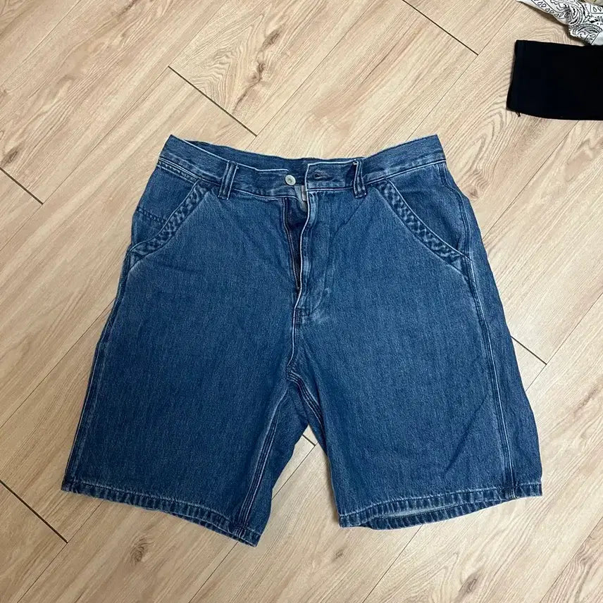[BUNJANG] Uniqlo Denim Shorts / [m]유니클로 데님쇼츠