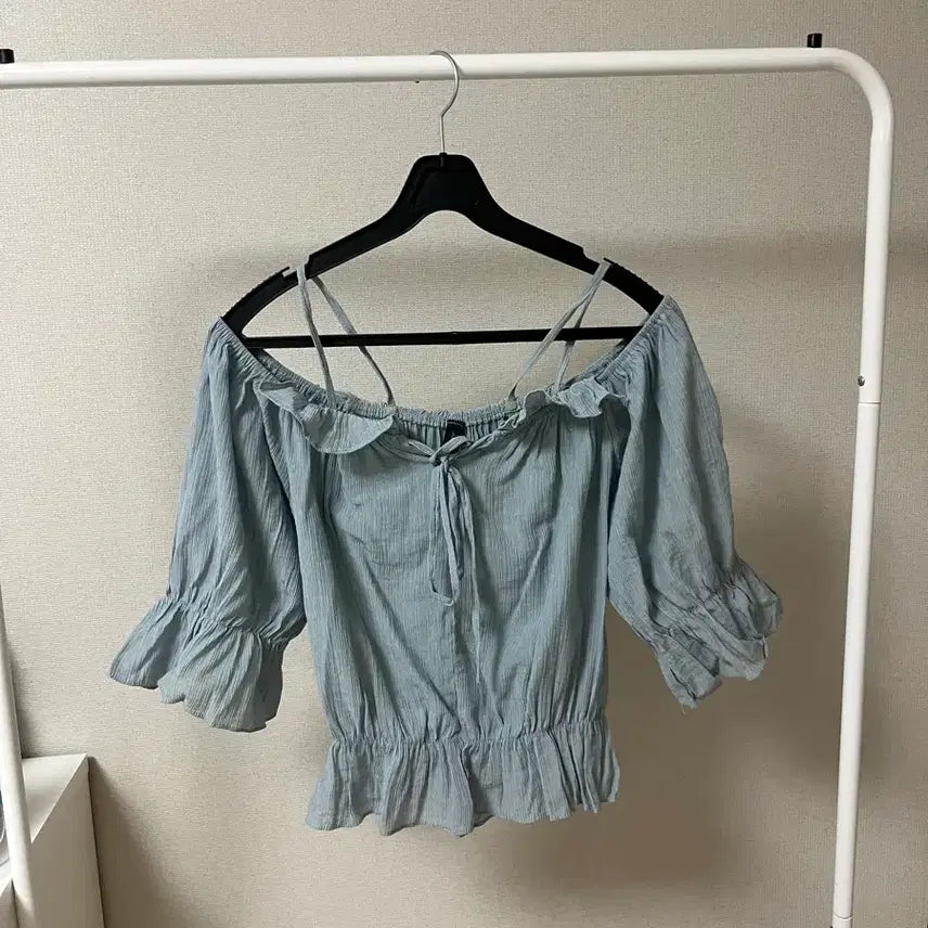 [BUNJANG] Summer Off-Shoulder Top / 써머 오프숄더