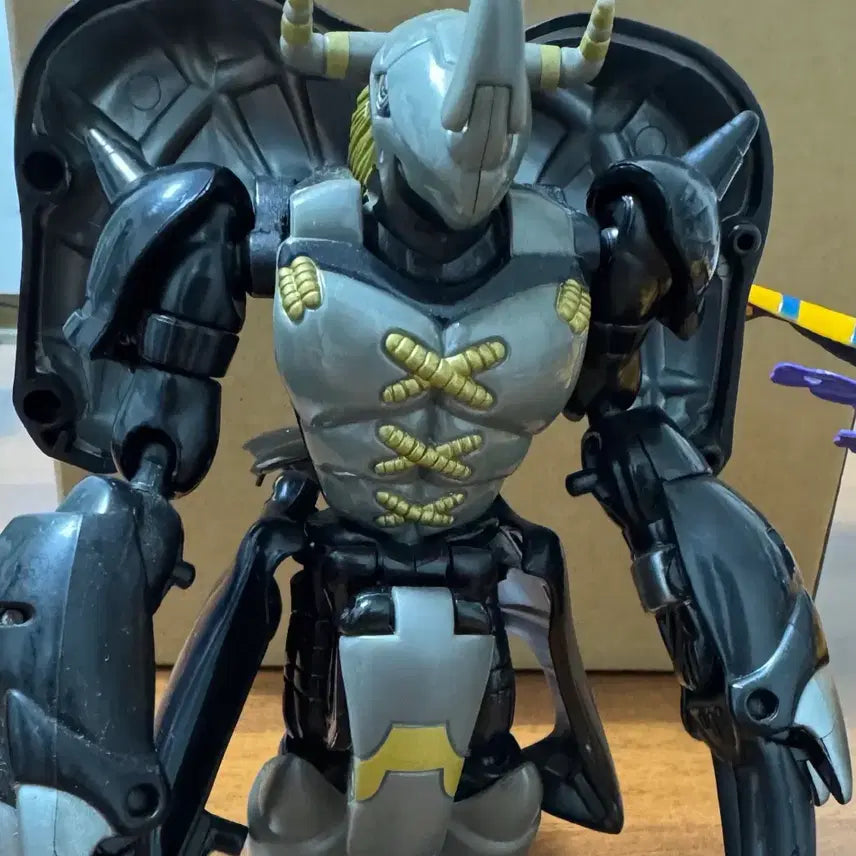 [BUNJANG] Vintage Black Wargreymon & Junk Wargreymon Transformation Figure Series / 1999년도 제품 디지몬 고전 블랙 워그레이몬, 정크 워그레이몬 변신피규