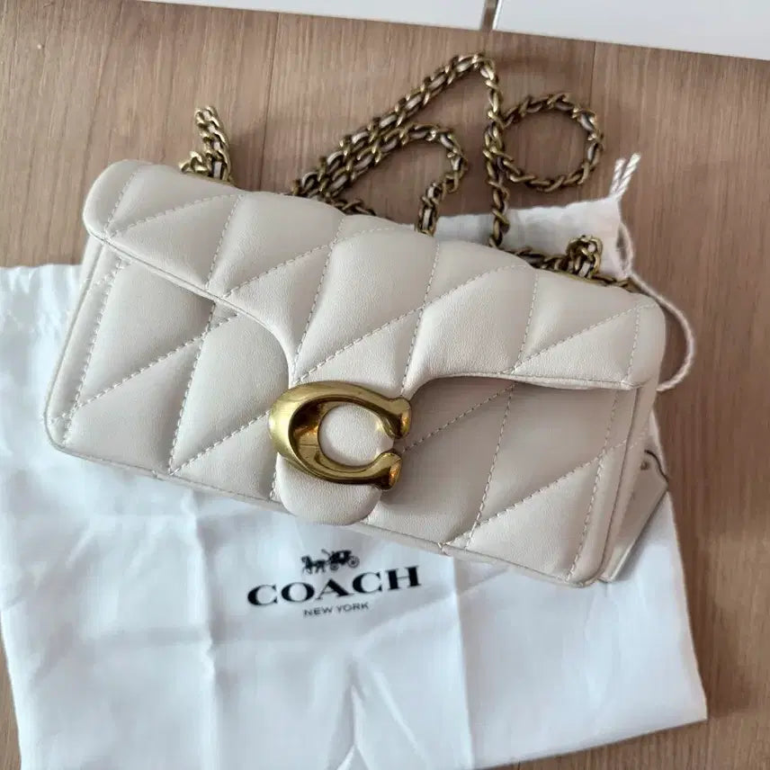 [BUNJANG] Coach Tabby Bag 20 Quilted Chain Shoulder Bag Ivory / 코치 태비백 20 아이보리