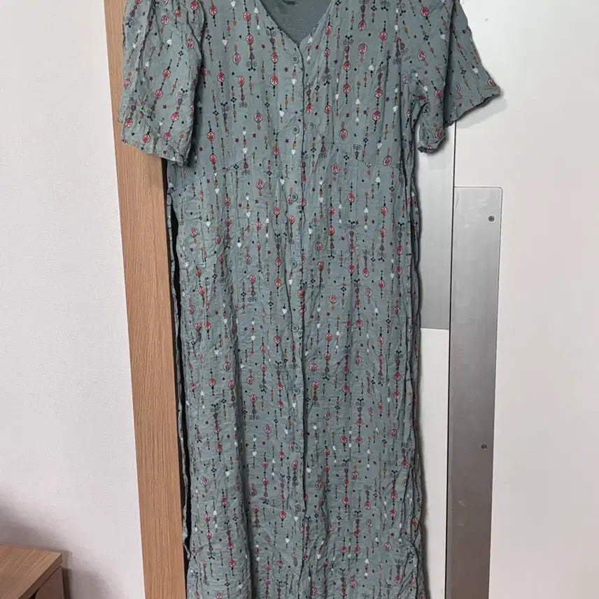 [BUNJANG] Mint Green Long Sleeve Maxi Dress / 민트색 롱 원피스