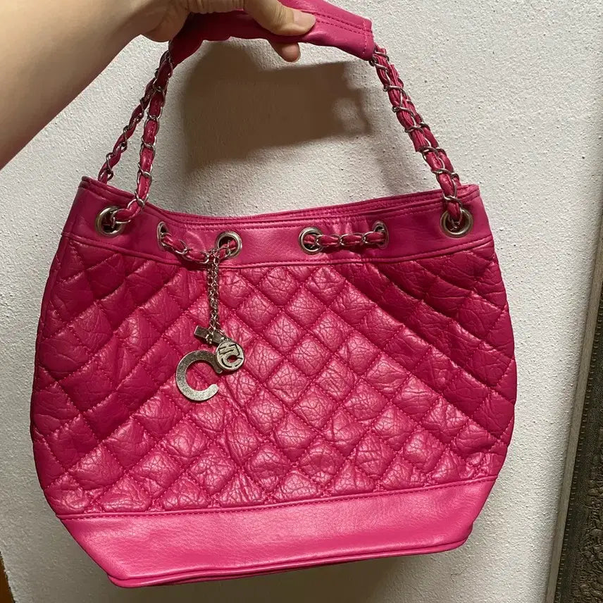 [BUNJANG] Hot Pink Quilted Chain Shoulder Bag / 핑크 숄더가방 핫핑크