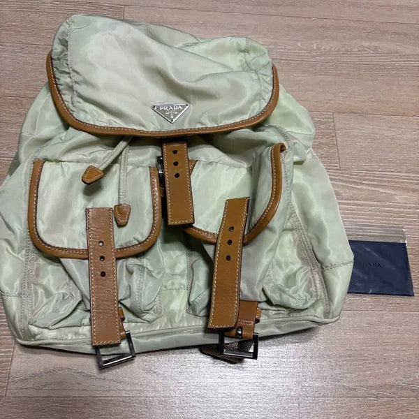 [BUNJANG] Prada Ivory Backpack / 프라다 아이보리 백팩