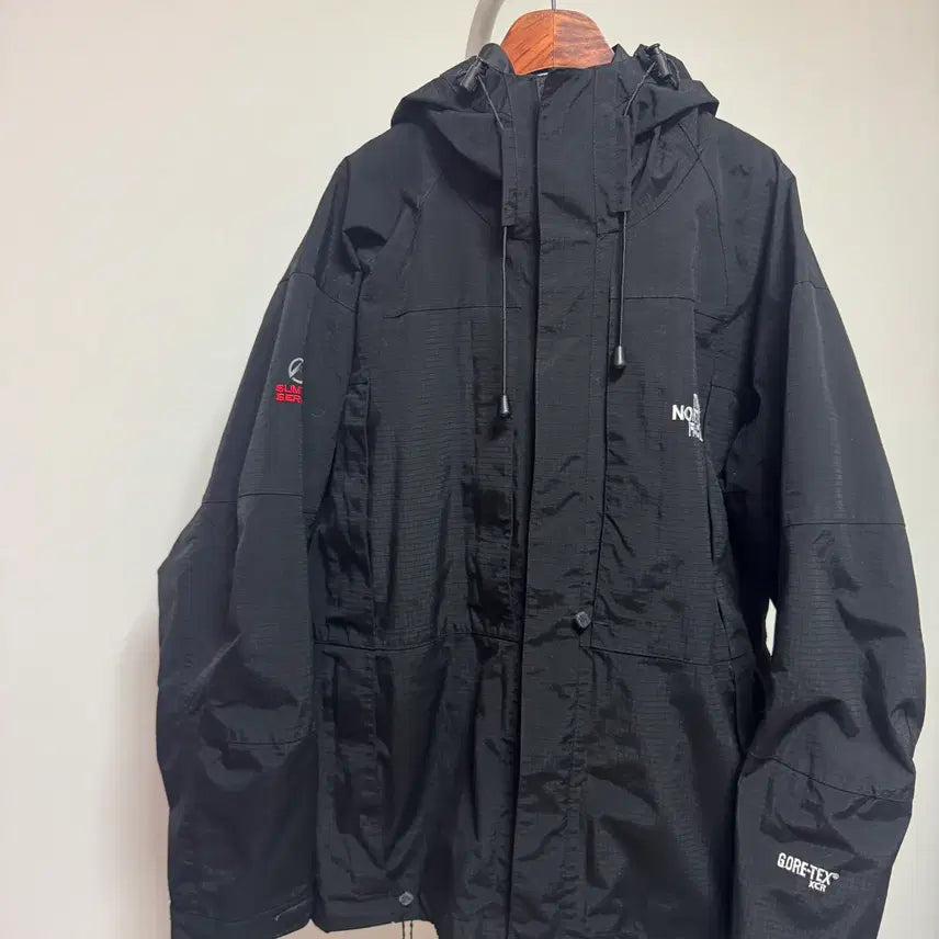 [BUNJANG] The North Face Summit Series Gore-Tex XCR Mountain Jacket Black M / 노스페이스 서밋 시리즈 고어텍스 XCR 마운틴 재킷 블랙 M