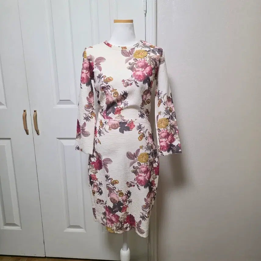 [BUNJANG] Zara Floral Pattern Dress XS / 자라 플라워 패턴 원피스 XS