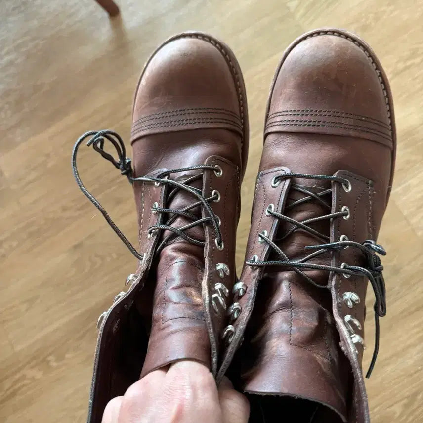 [BUNJANG] Red Wing 8111 Boots Size 270 (US 9) D Width / 레드윙 8111 (270, D)