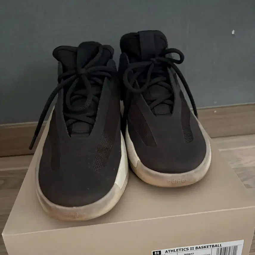 [BUNJANG] Adidas x Fear of God Athletics II Basketball Night Brown / 아디다스 x 피어 오브 갓 애슬레틱스 II 베스킷볼 나이트 브라운