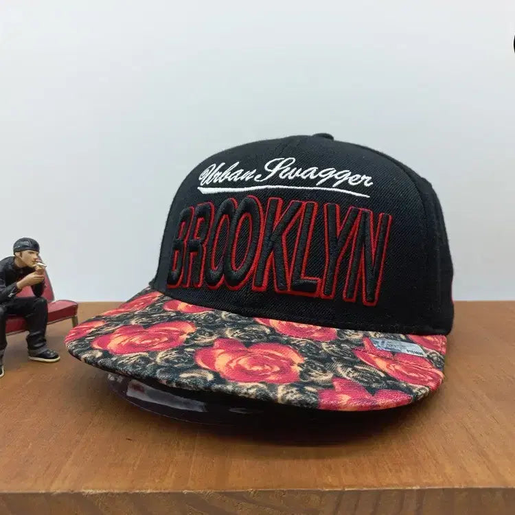 [BUNJANG] URBAN SWAGGER Brooklyn Rose Snapback Hat / 장미꽃 스냅백 모자 어반스웨거 브루클린 로즈 블랙 레드