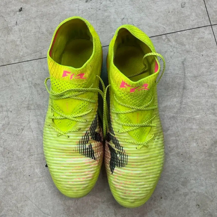 [BUNJANG] Puma Future 8 Ultimate FG Soccer Cleats / (급처) 푸마 퓨처8 얼티메이트 255