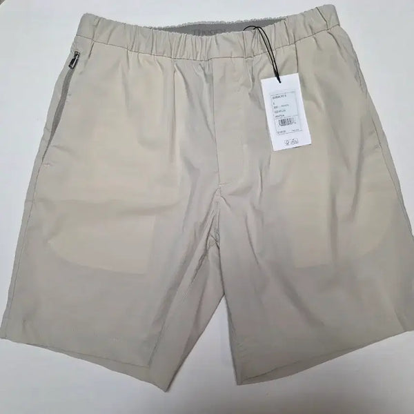 [BUNJANG] Theory Premium Nylon Shorts Beige Size S (31-32 Inch) / 띠어리 프리미엄 나일론 쇼츠  s 31-32 정가 36만원
