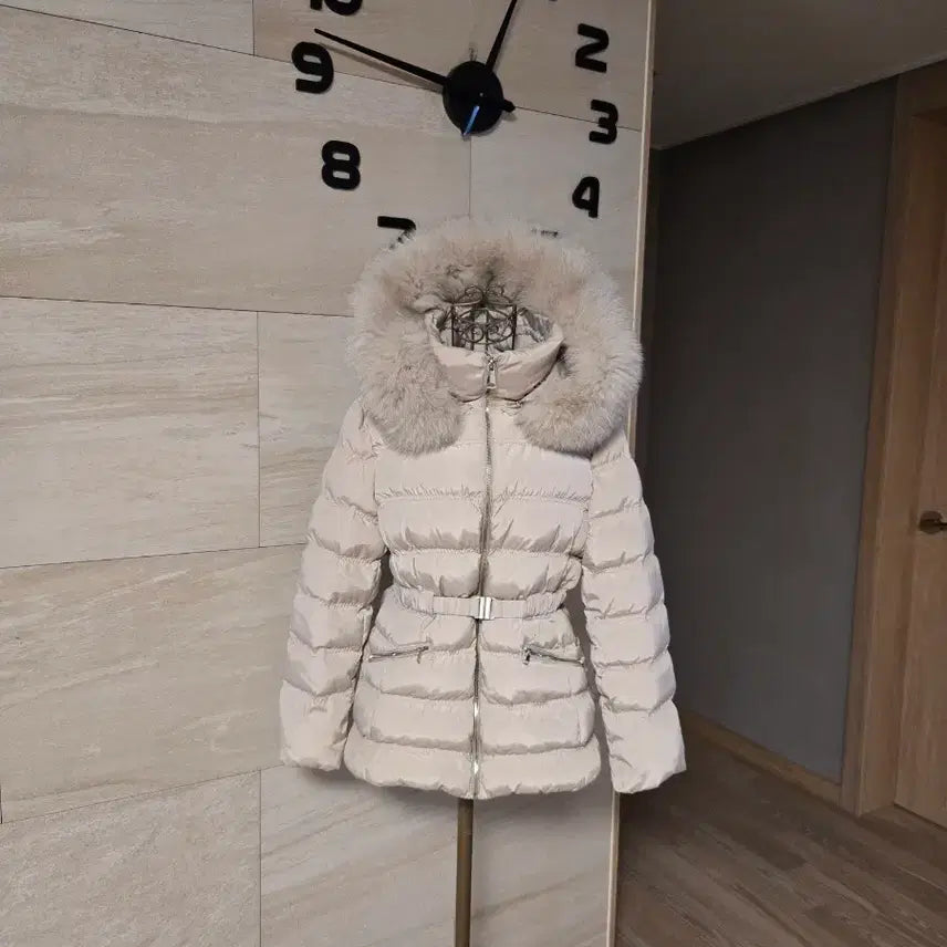 [BUNJANG] Fox Fur Belted Down Padding - Size 55 / [55] 세련 폭스퍼 밸트 덕다운 패딩