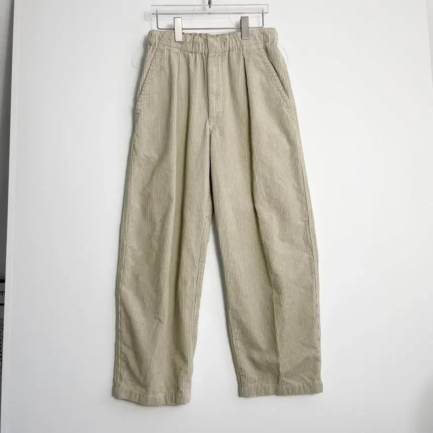 [BUNJANG] Uniqlo U Corduroy Tuck Wide Pants (Size S) / B1 유니클로 U 코듀로이 턱 와이드 팬츠 S사이즈