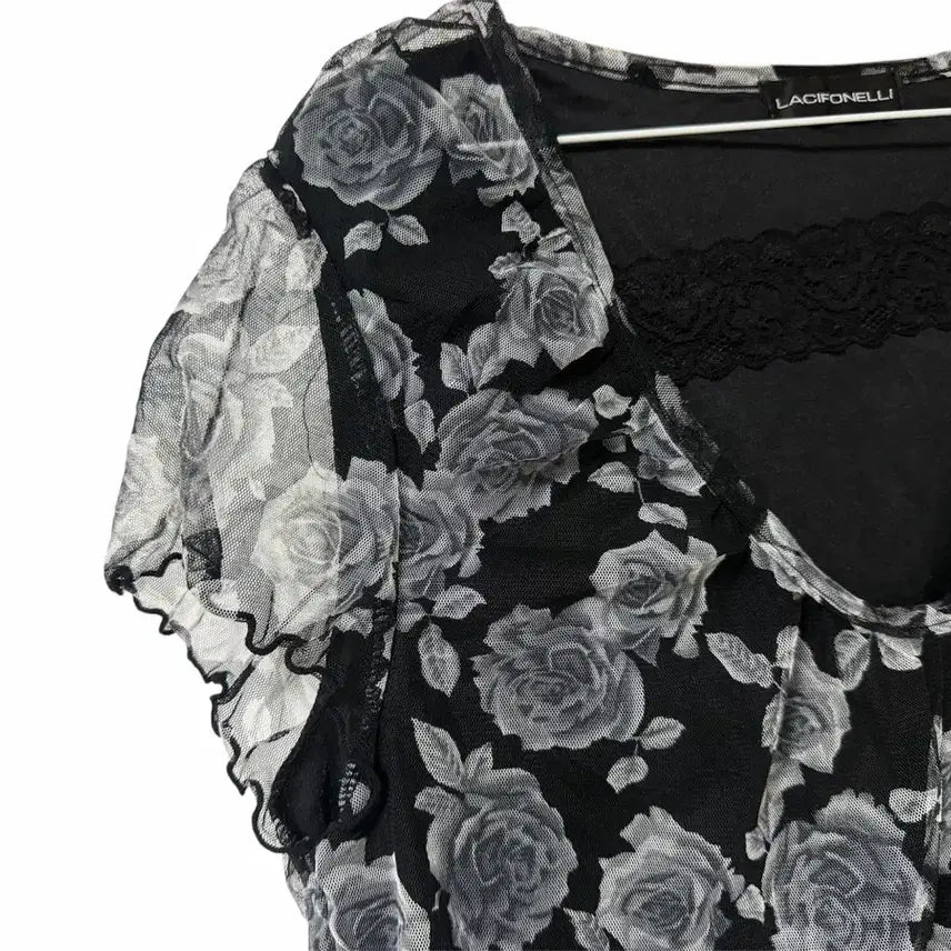 [BUNJANG] Oriental See-through Lace Layered Blouse / 무채색 오리엔탈 시스루 레이스 레이어드 블라우스