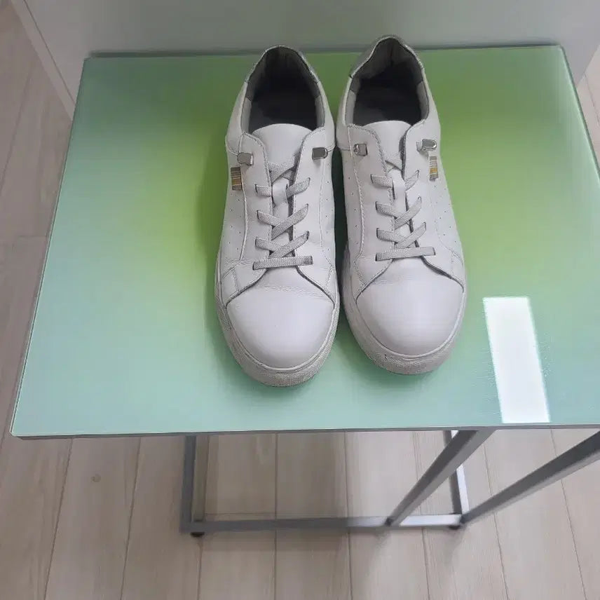[BUNJANG] Hush Puppies White Leather Sneakers / 흰색 스니커즈